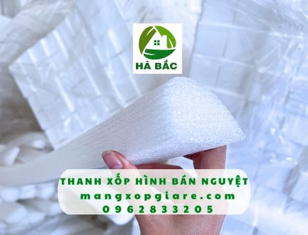 thanh-xop-hinh-ban-nguyet